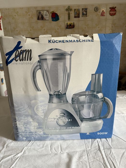 Robot de bucătărie multifuncțional