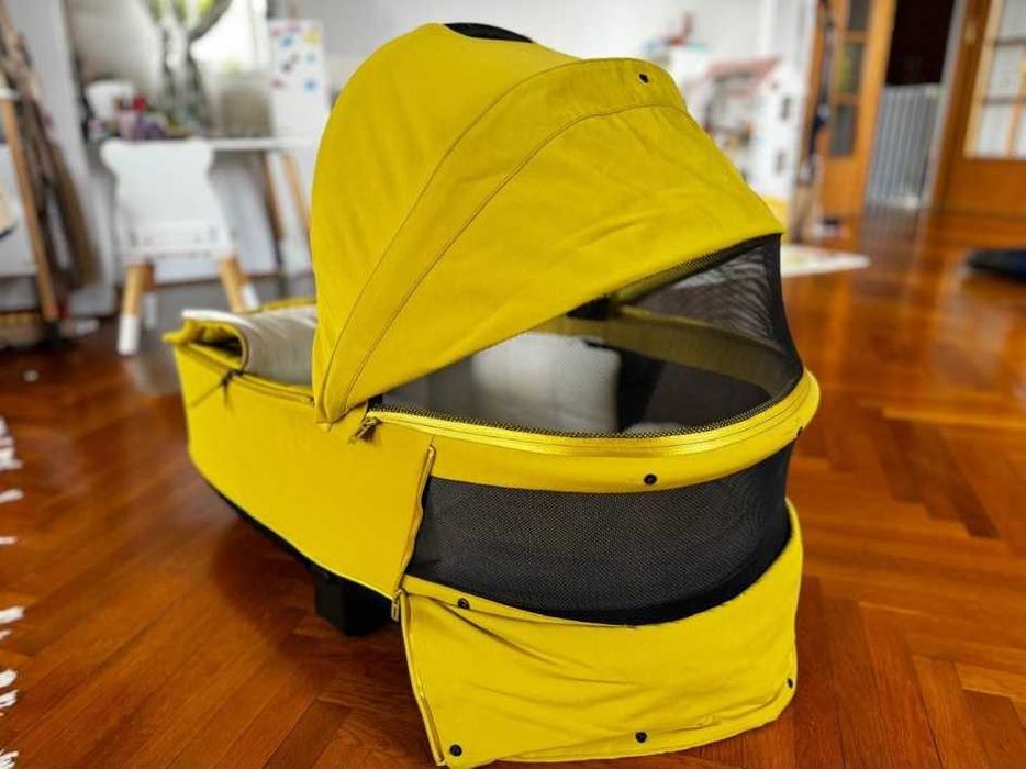 Carucior Cybex Priam Platinum 3 in 1 , cadru Rosegold