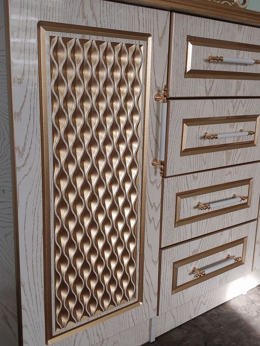 To'y. Mebel. Sotiladi.  Holati. Yangi