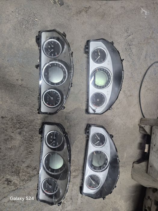 Щиток приборов Mercedes W204 C clas