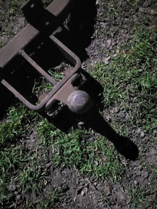 Теглич за Мицубиши Паджеро 2 за повече инфо не тел.