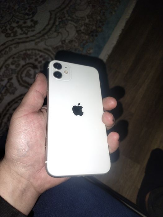 Продам iphone 11