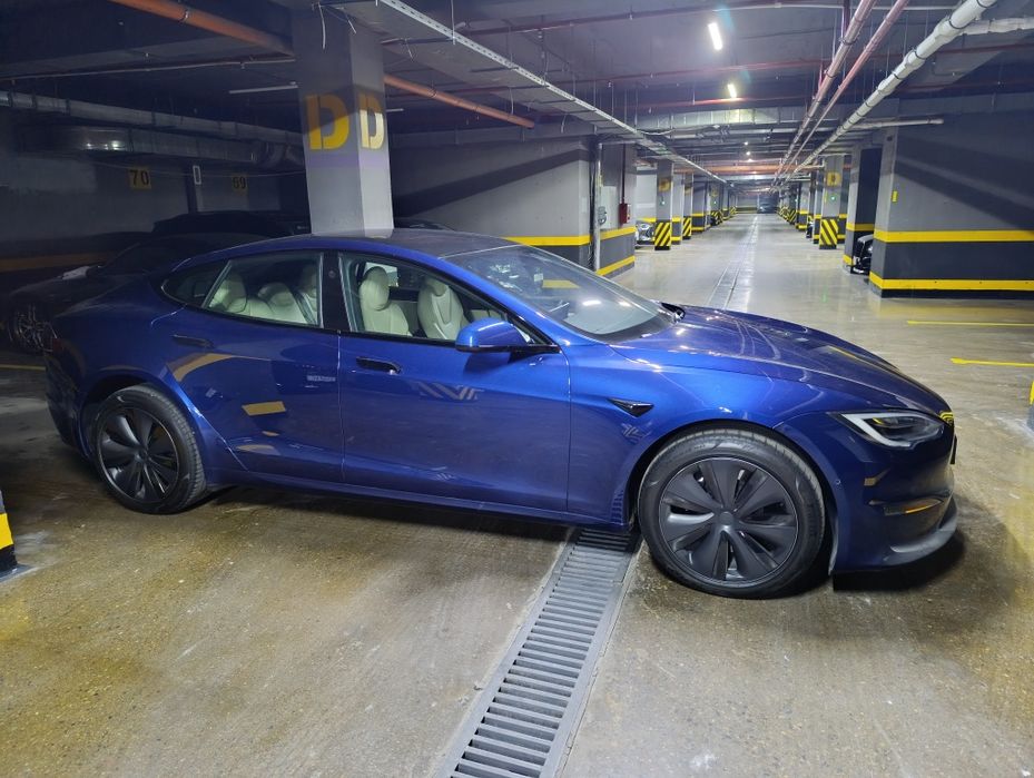 Продается Tesla Model s