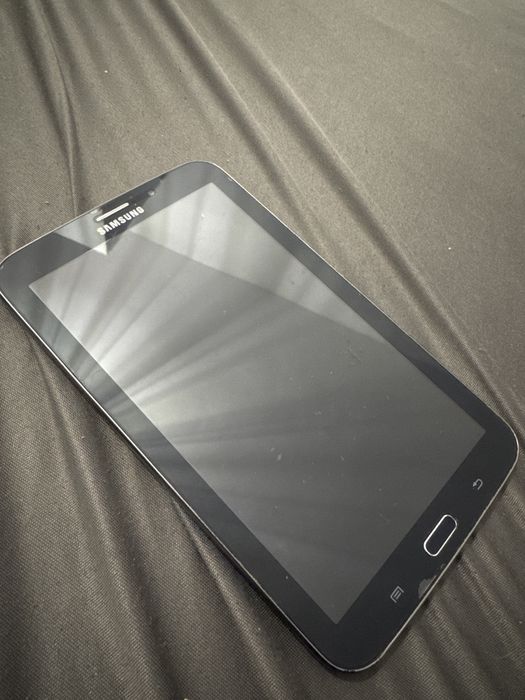 Vand tableta Samsung Neagra 8 GB memorie