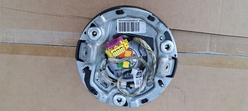Airbag volan Audi A8 D3 2007