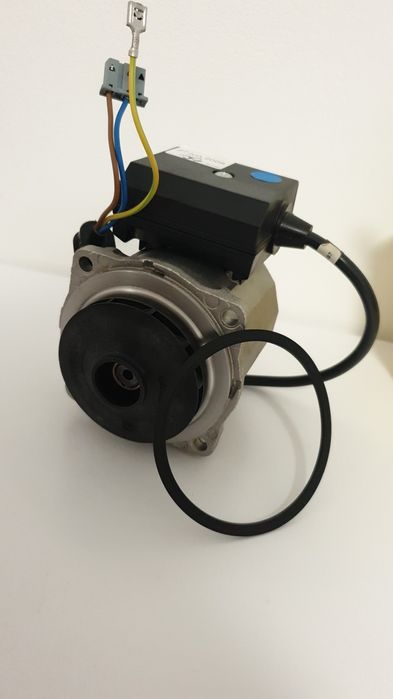 Pompa Wilo Viessmann VI Mb 12/5 HE-1 centrala Viessmann WH1B