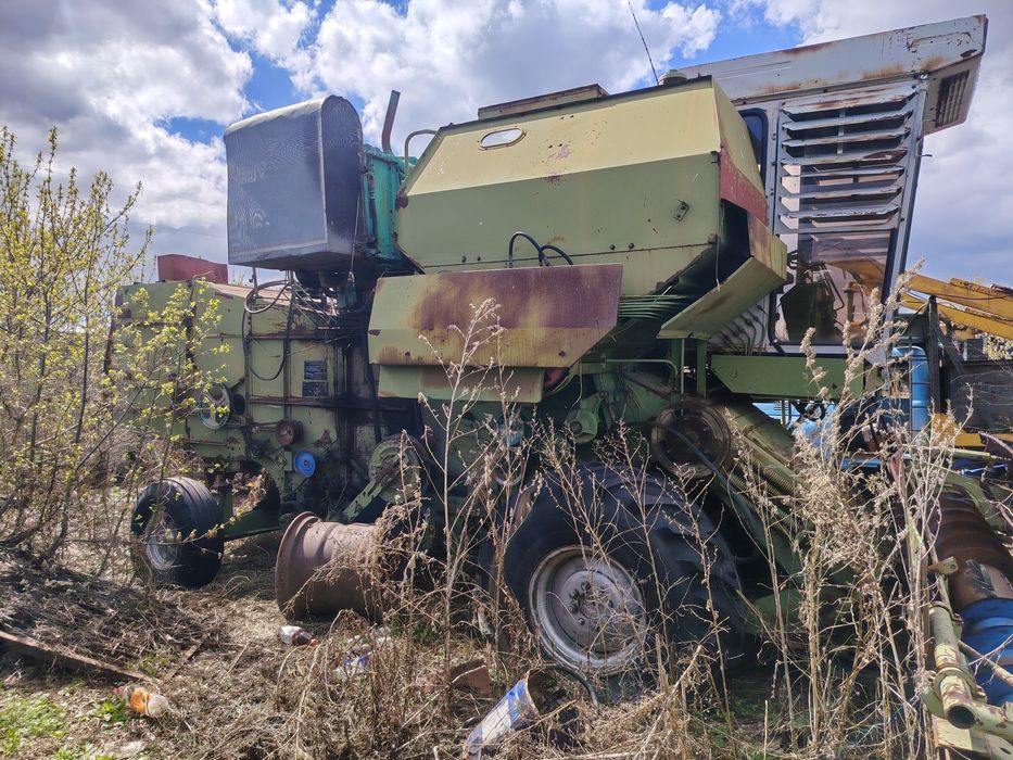 Продам комбайн Енисей
