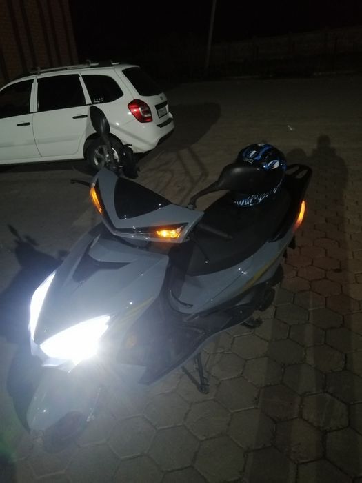 Продам скутер м10