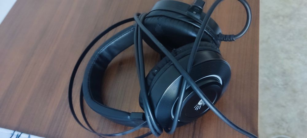 Продам наушники A4Tech Bloody G521 черный