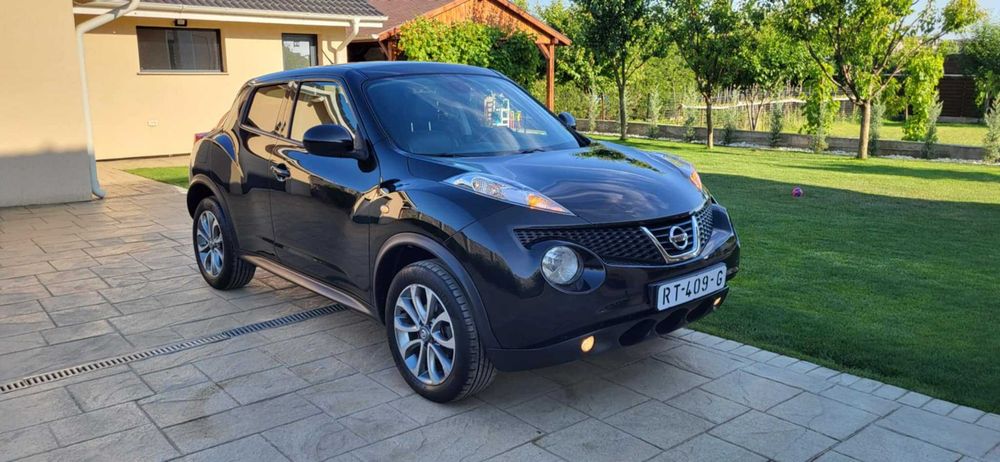 NISSAN Juke