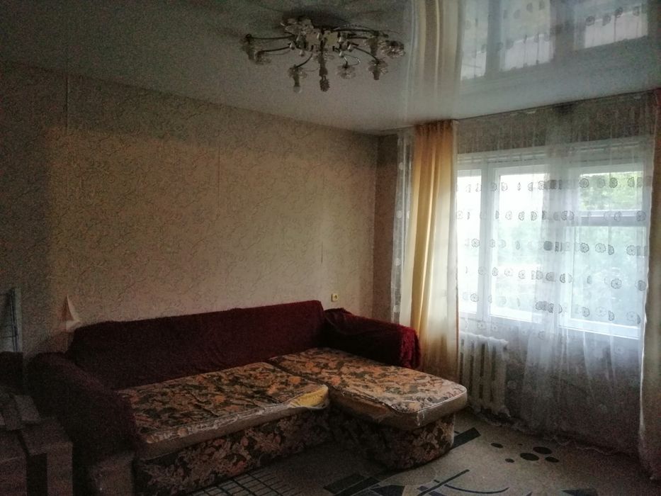 Карбышева 15, 1 комн с мебелью