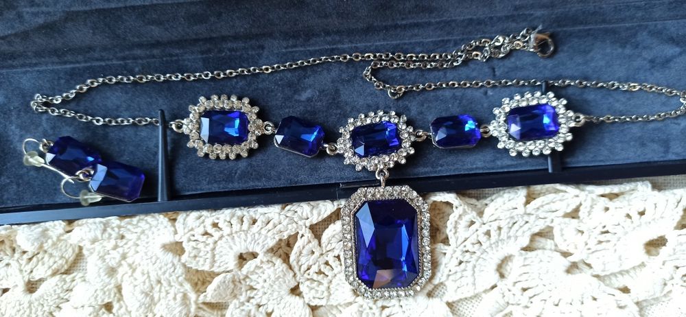 Колие+обеци(комплект)