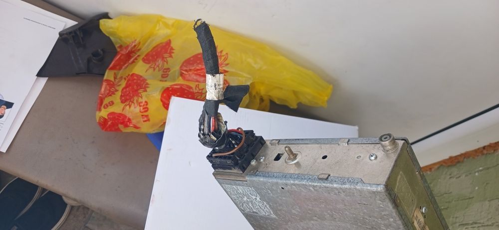 Продам автомагнитолу фольсваген оригинал