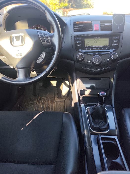 Honda Accord 7 2.0 v tec