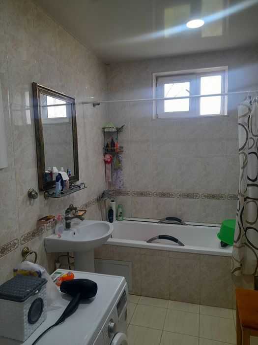 Большой 2х этажный Дом