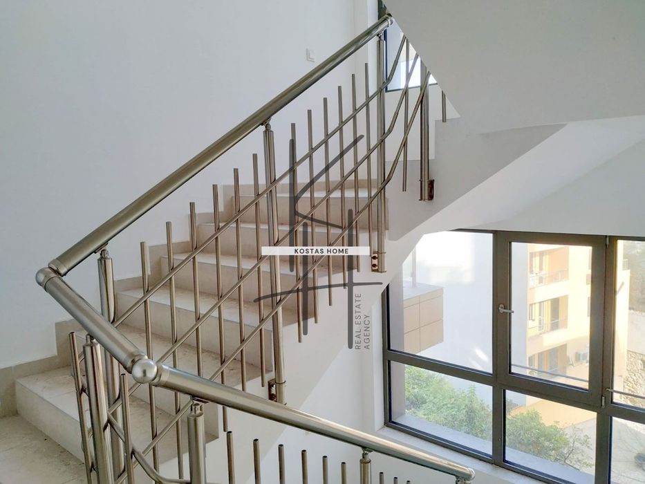 Продава се Тристаен апартамент в Варна, Център - 130 кв.м за 5154 €/кв.м - Снимка #12