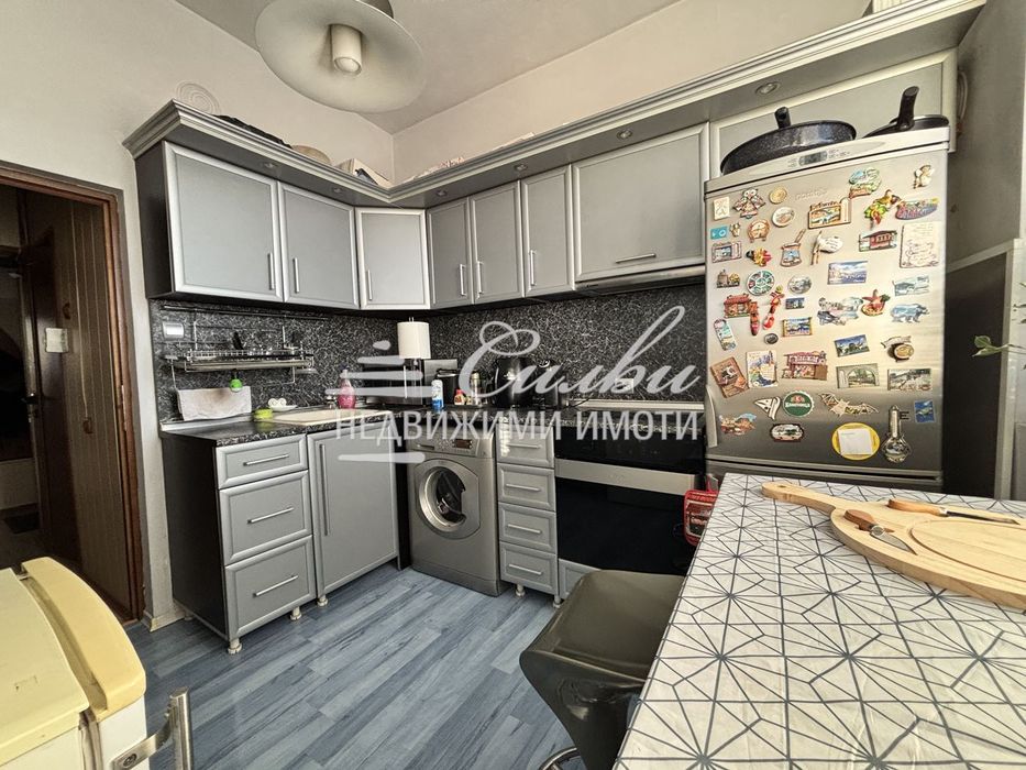 Продава се Тристаен апартамент в Нови пазар - 72 кв.м за 886 €/кв.м - Снимка #4