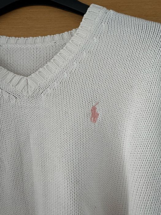 Pulover alb, Ralph L