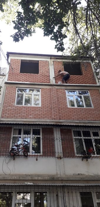 Кладка ремонт балконы и квартиры установка новых рам решотки козерог