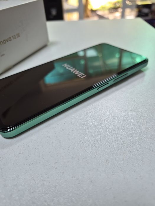 HUAWEI Nova 12 se