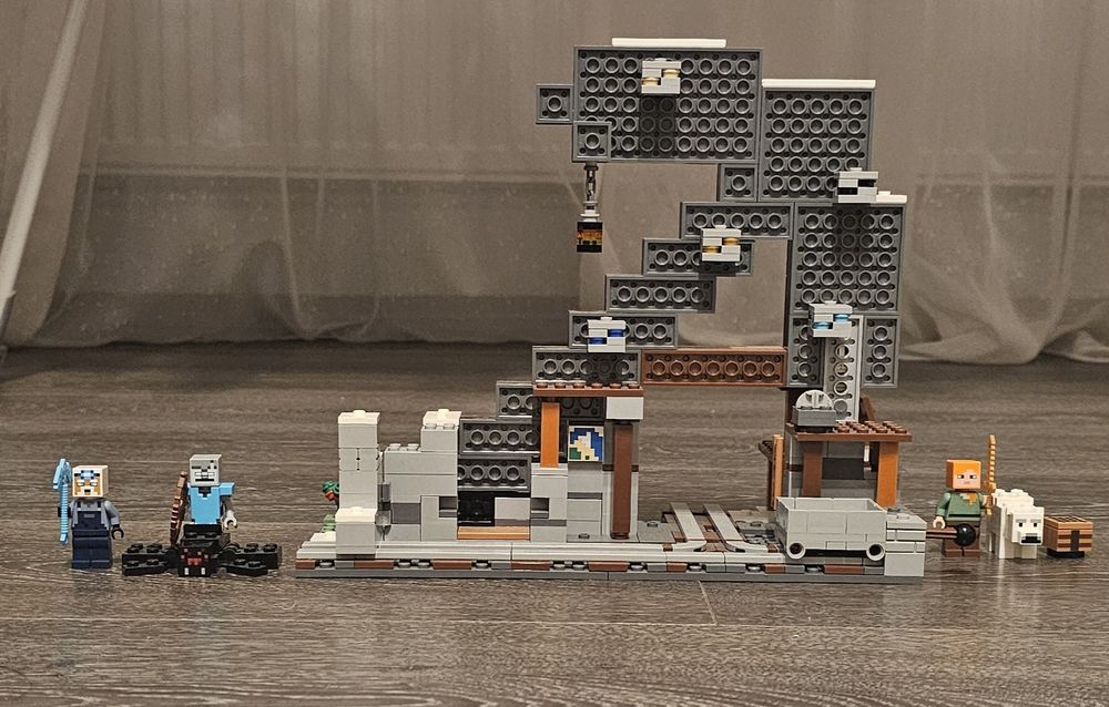 LEGO Minecraft 21277 Mina Târnăcop - 100% COMPLET (La pungi ca NOU)