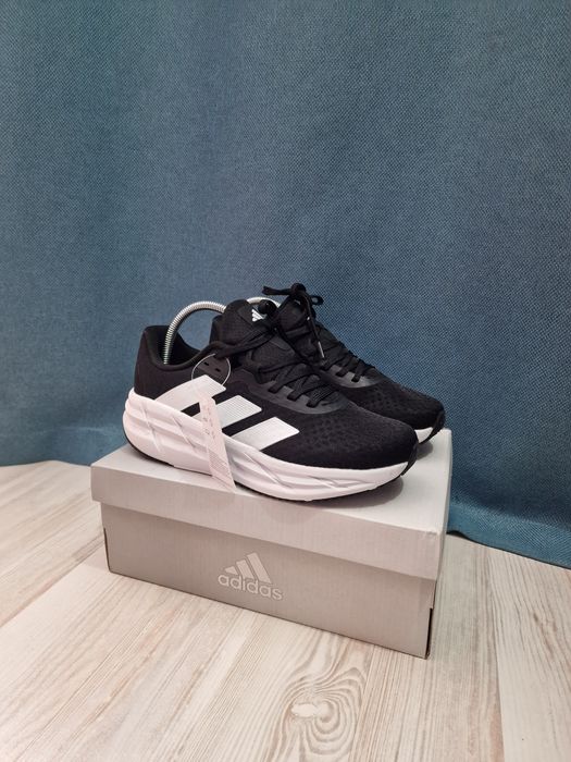 Кроссовки и кеды Adidas,Nike.