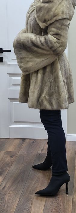 Шуба норковая цельная