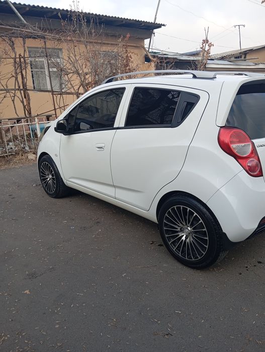 R16 195/55 voseen diska balon sotiladi