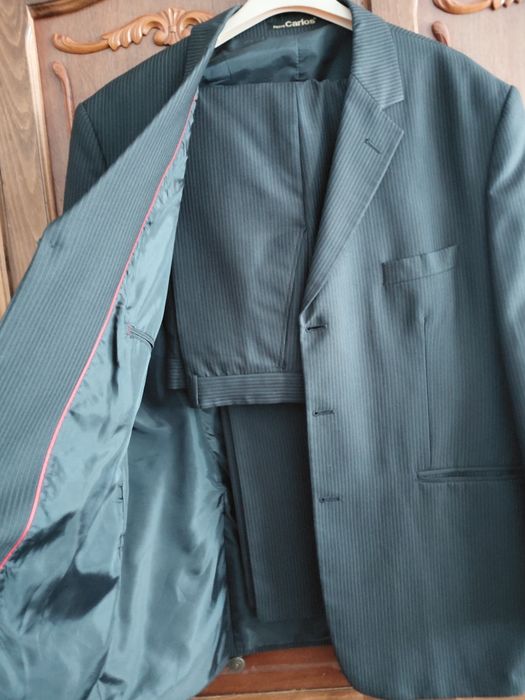 Costume de barbati  doua