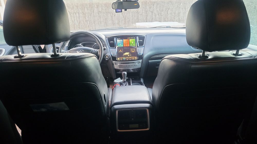 Infiniti QX60 2013 гв 3.5 бензин