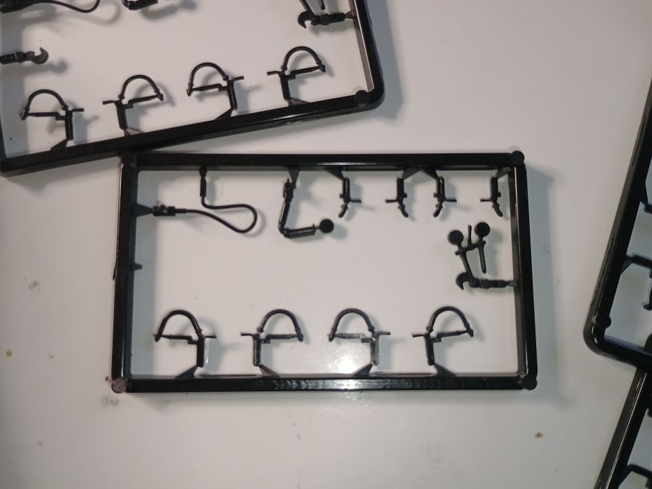 Accesorii Roco, Osii metalice vagoane, locomotive trenuleț electric HO