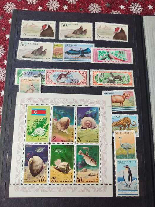 Албум с пощенски марки 2