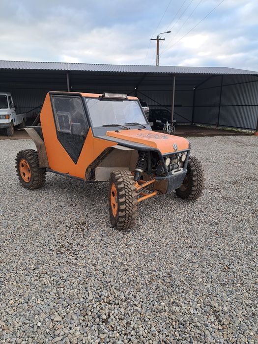 Vând sau schimb Buggyi offroad 4x4