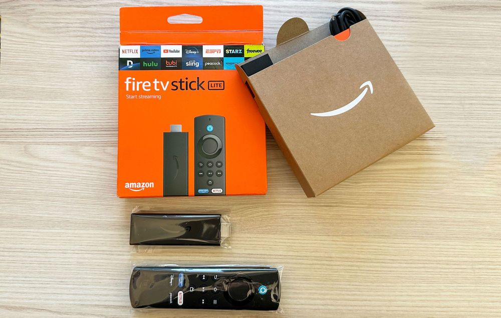 Amazon Fire TV Stick Lite, 8GB, Quad-core, Alexa Voice Remote