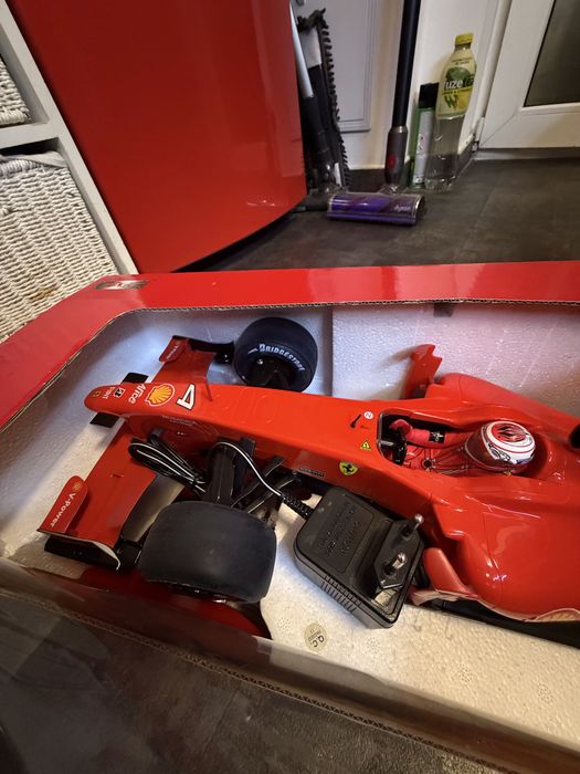 Masina cu Telecomanda Ferarri f60 1:10