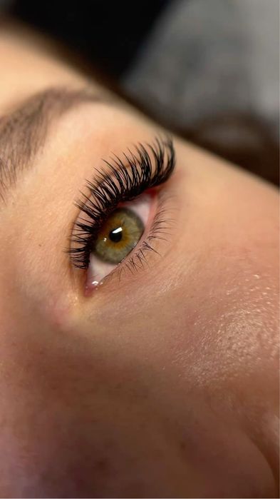 Наращивние ресниц