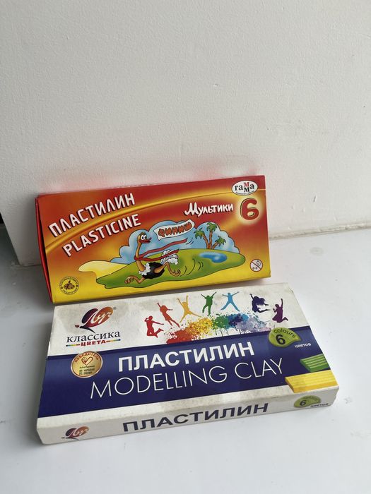 Краски, пластилин и ластики