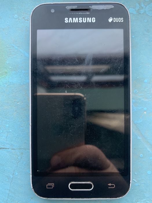 Samsung telefonlar sotiladi