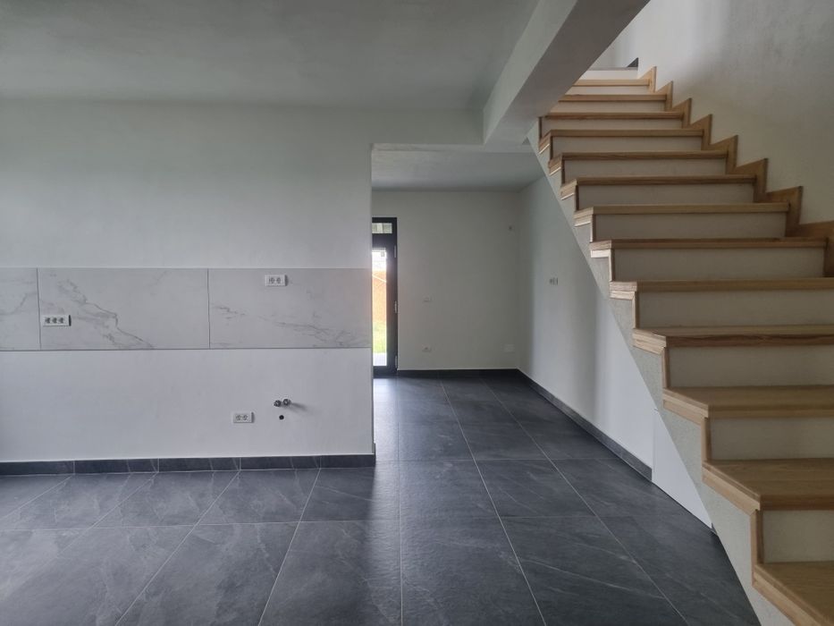 Duplex de vanzare