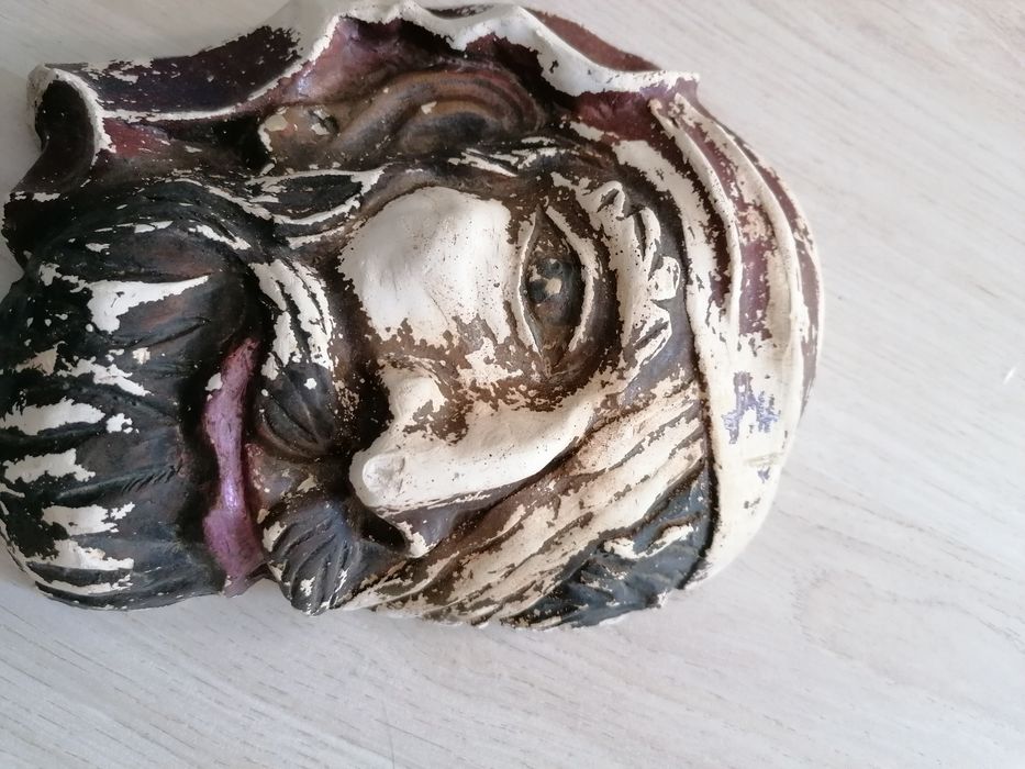 Продам гипсовое изображение пирата