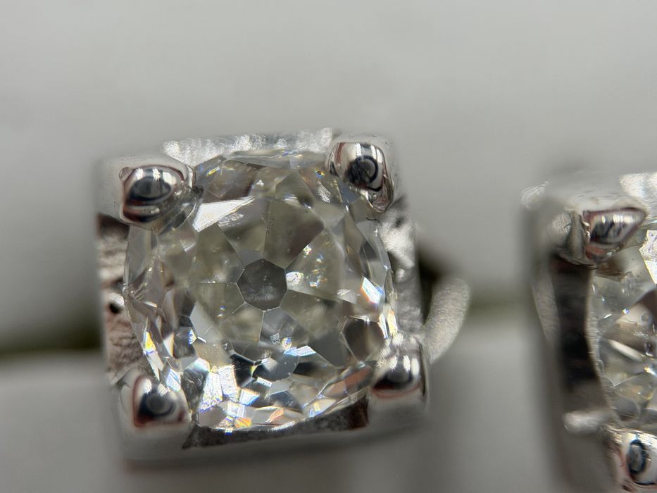 Diamante 1.2 kt Cercei aur 14 k Taitura Old european Cut