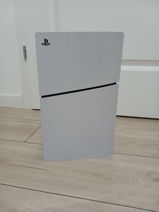 Vănd playstation în stare perfecta