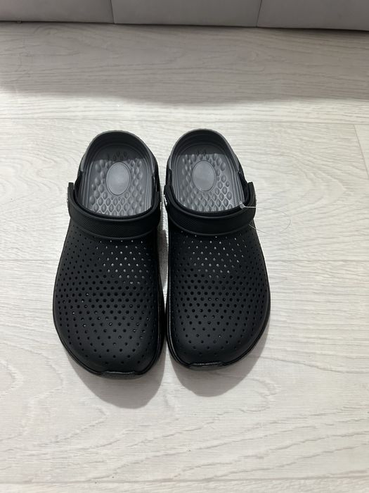 Чёрные кроксы / сабо удобные