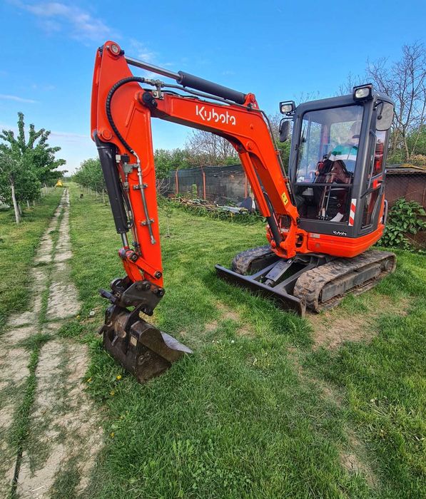 Inchiriere utilaje sapatura excavator/miniexcavator/transport agregate