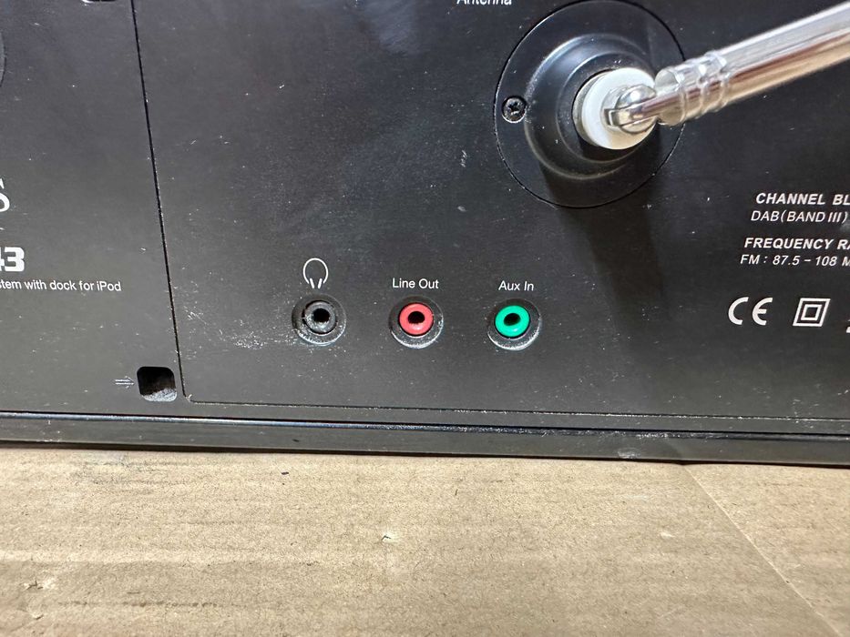 Радио - Roberts MP 43