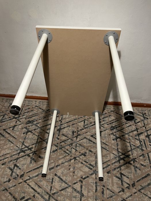 Стол письменный  ikea белый