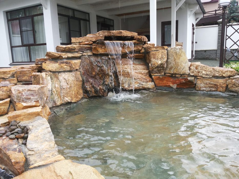 Водопады, пруды, ручьи .