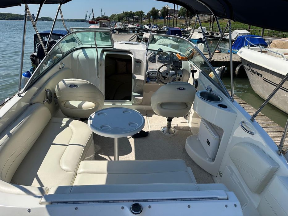 Vand barca Maxum 2400 sc3