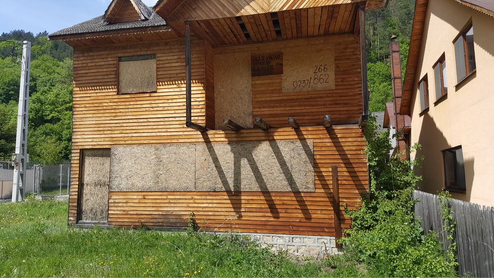 Casa de vacanta din lemn, Lepșa