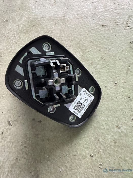 Antena Gps Volkswagen Tiguan Ad1 2016 - > 5Q0035507P